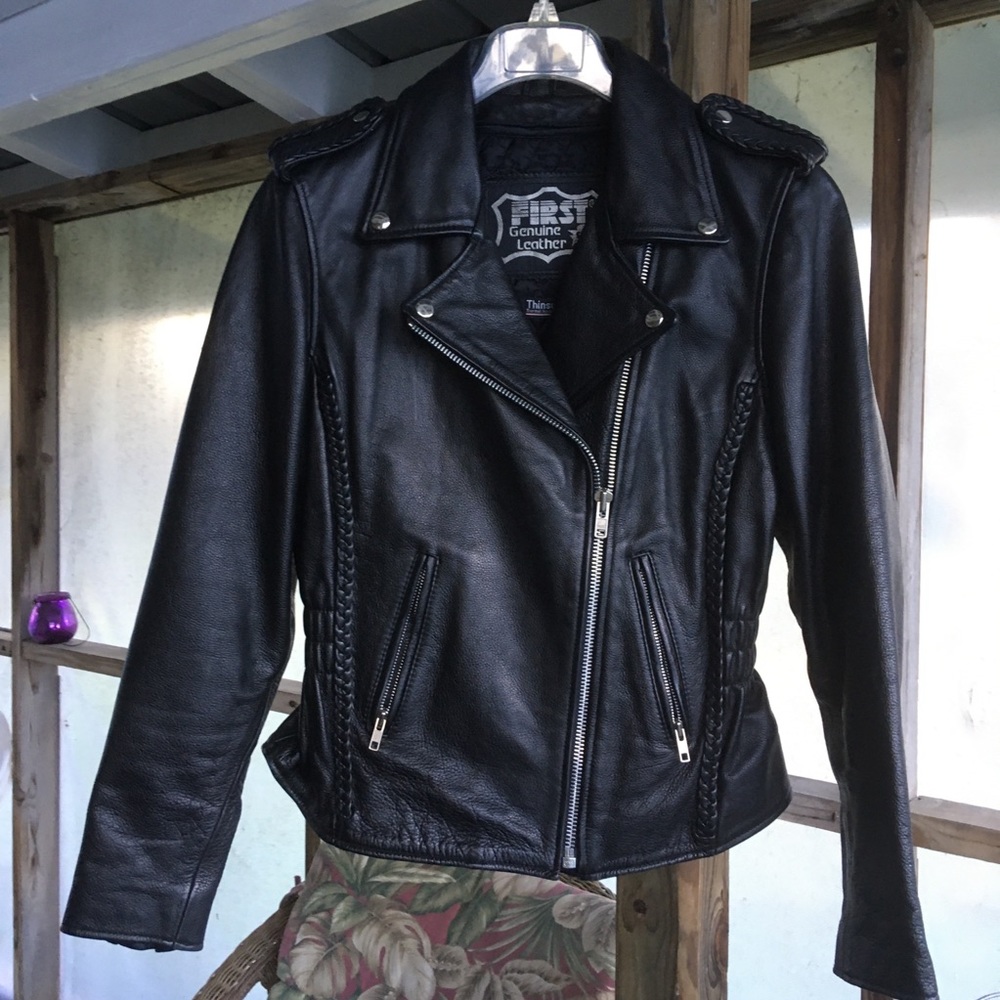 First Genuine Fitted Leather Women’s Riding Jacket Small w/Thinsulate Liner